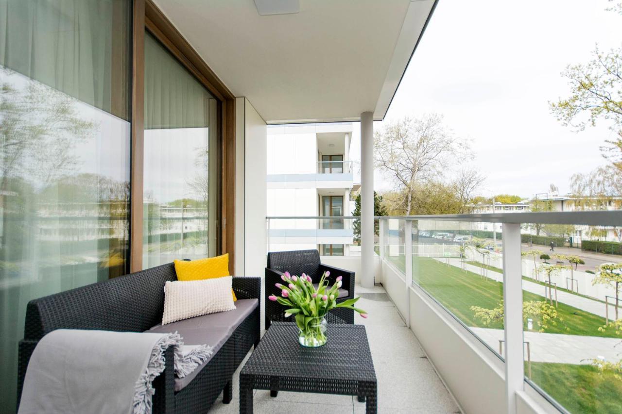 Yellow Rentyear Apartments Gdansk Exterior photo